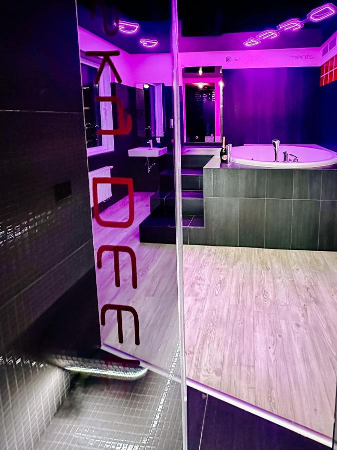 Ferienwohnung Sky Deep Jacuzzi 30 Floor Klaipėda Exterior foto