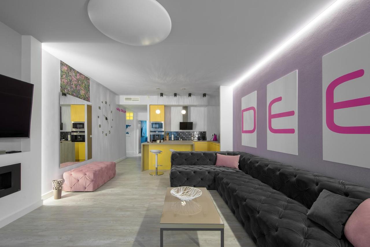 Ferienwohnung Sky Deep Jacuzzi 30 Floor Klaipėda Exterior foto