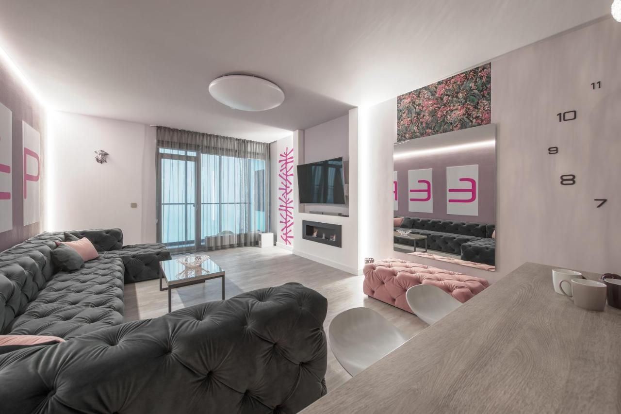 Ferienwohnung Sky Deep Jacuzzi 30 Floor Klaipėda Exterior foto