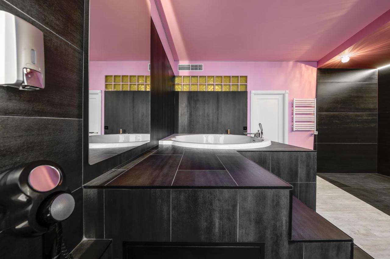 Ferienwohnung Sky Deep Jacuzzi 30 Floor Klaipėda Exterior foto
