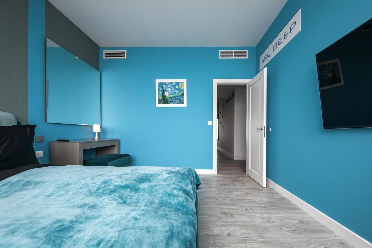 Ferienwohnung Sky Deep Jacuzzi 30 Floor Klaipėda Exterior foto