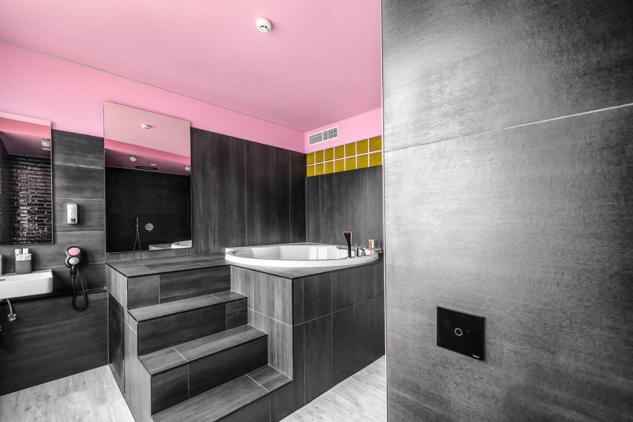Ferienwohnung Sky Deep Jacuzzi 30 Floor Klaipėda Exterior foto