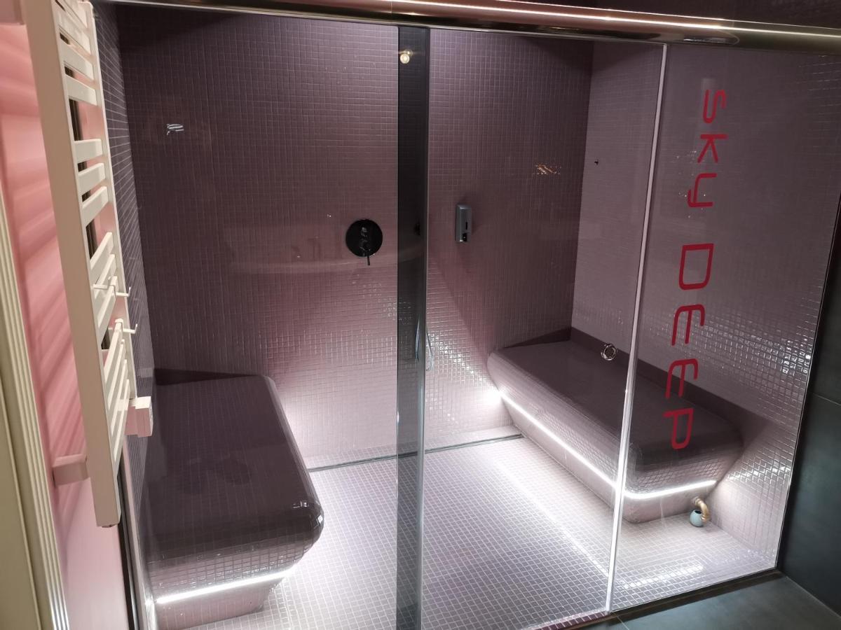 Ferienwohnung Sky Deep Jacuzzi 30 Floor Klaipėda Exterior foto